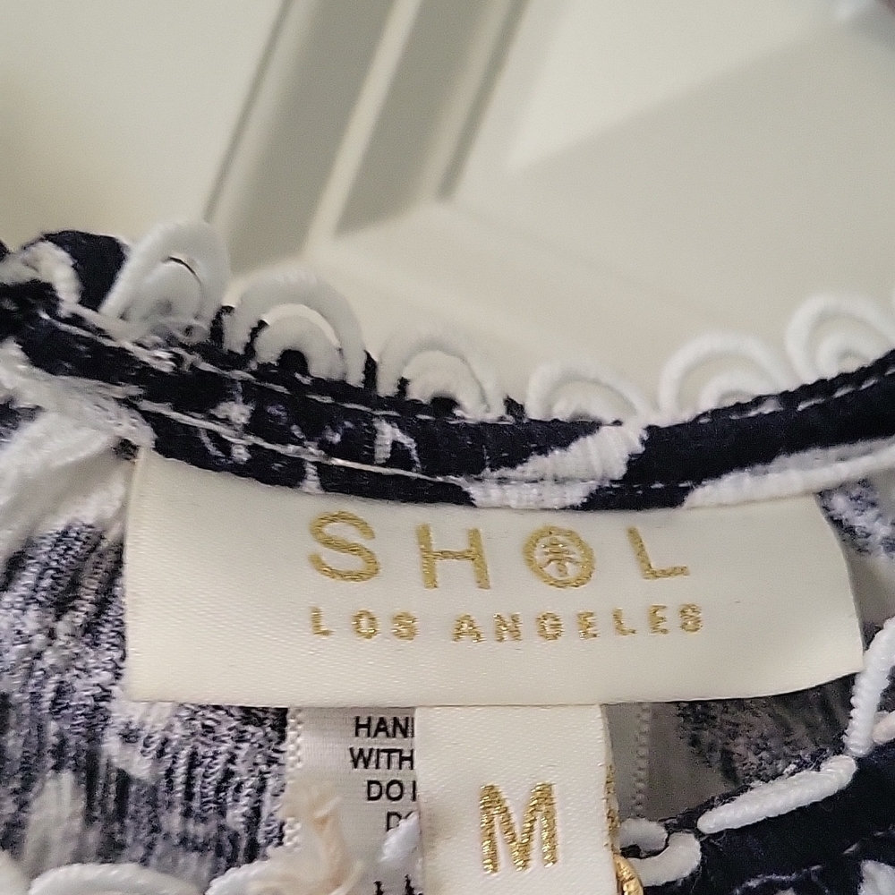 NWT Shol Los Angeles Black & White Boho Peasant Blouse Short Sleeve M - Picture 2 of 11